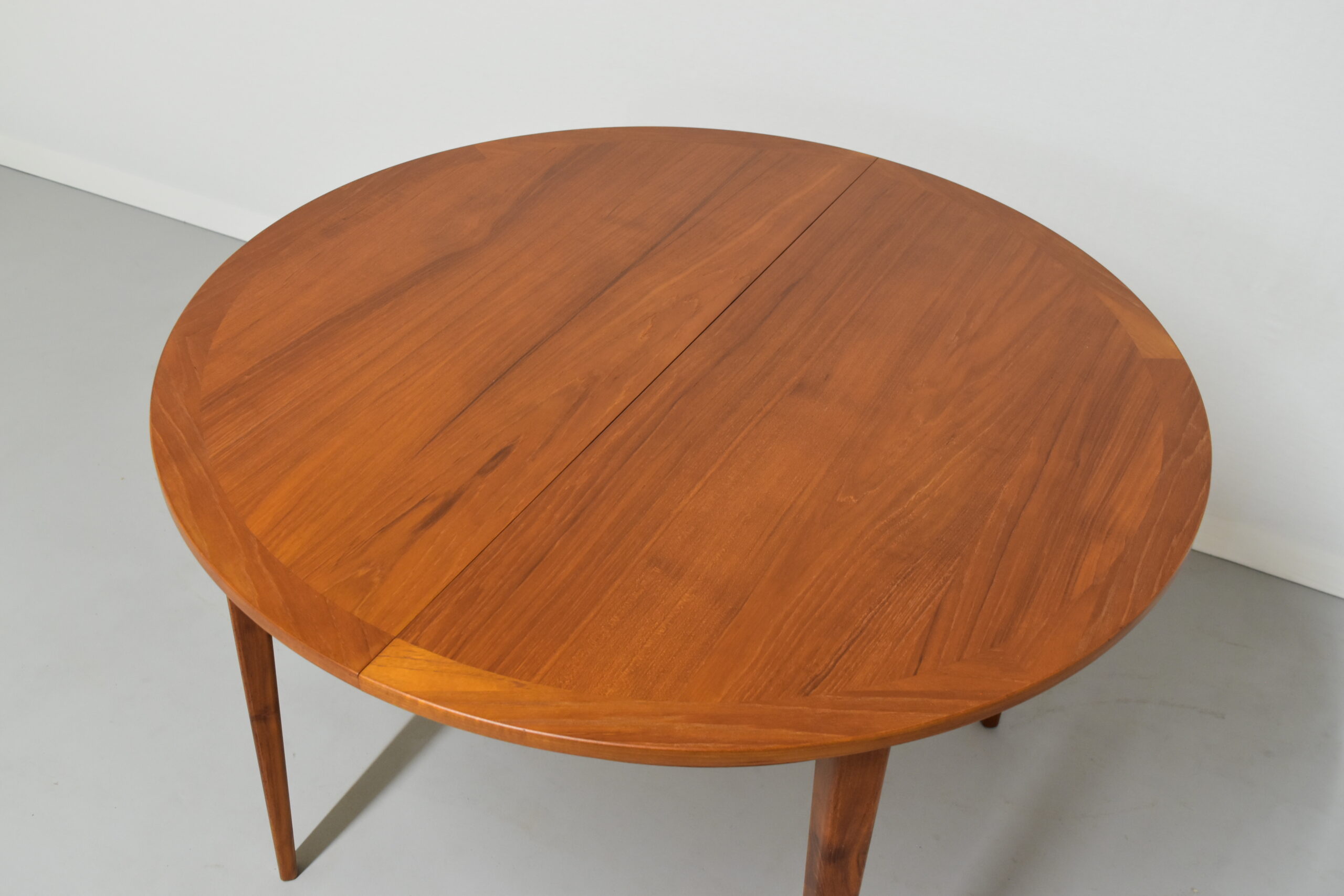 ラウンドテーブル/ダイニングテーブル/エクステンション/チーク - 画像 (2)