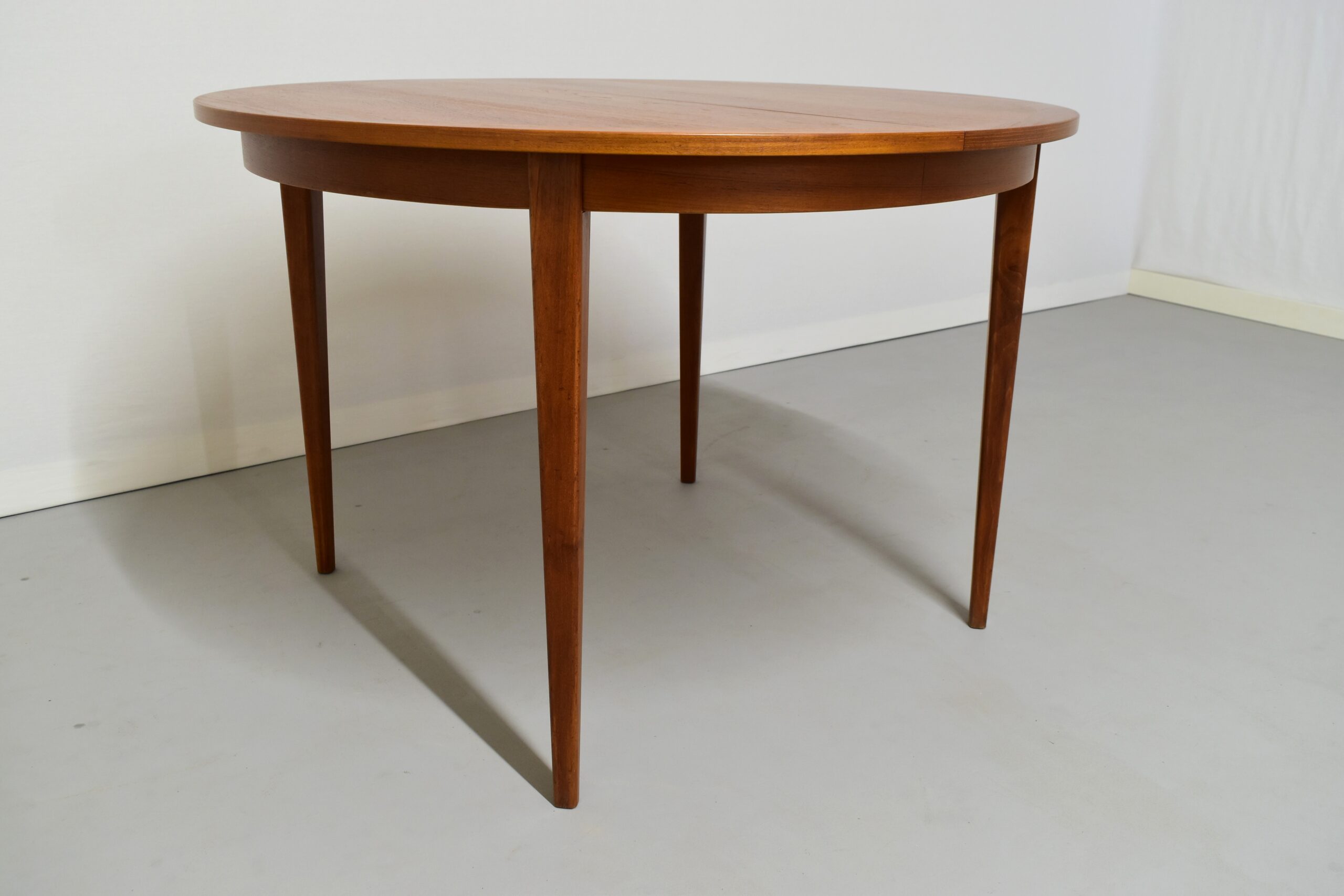 ラウンドテーブル/ダイニングテーブル/エクステンション/チーク - 画像 (3)