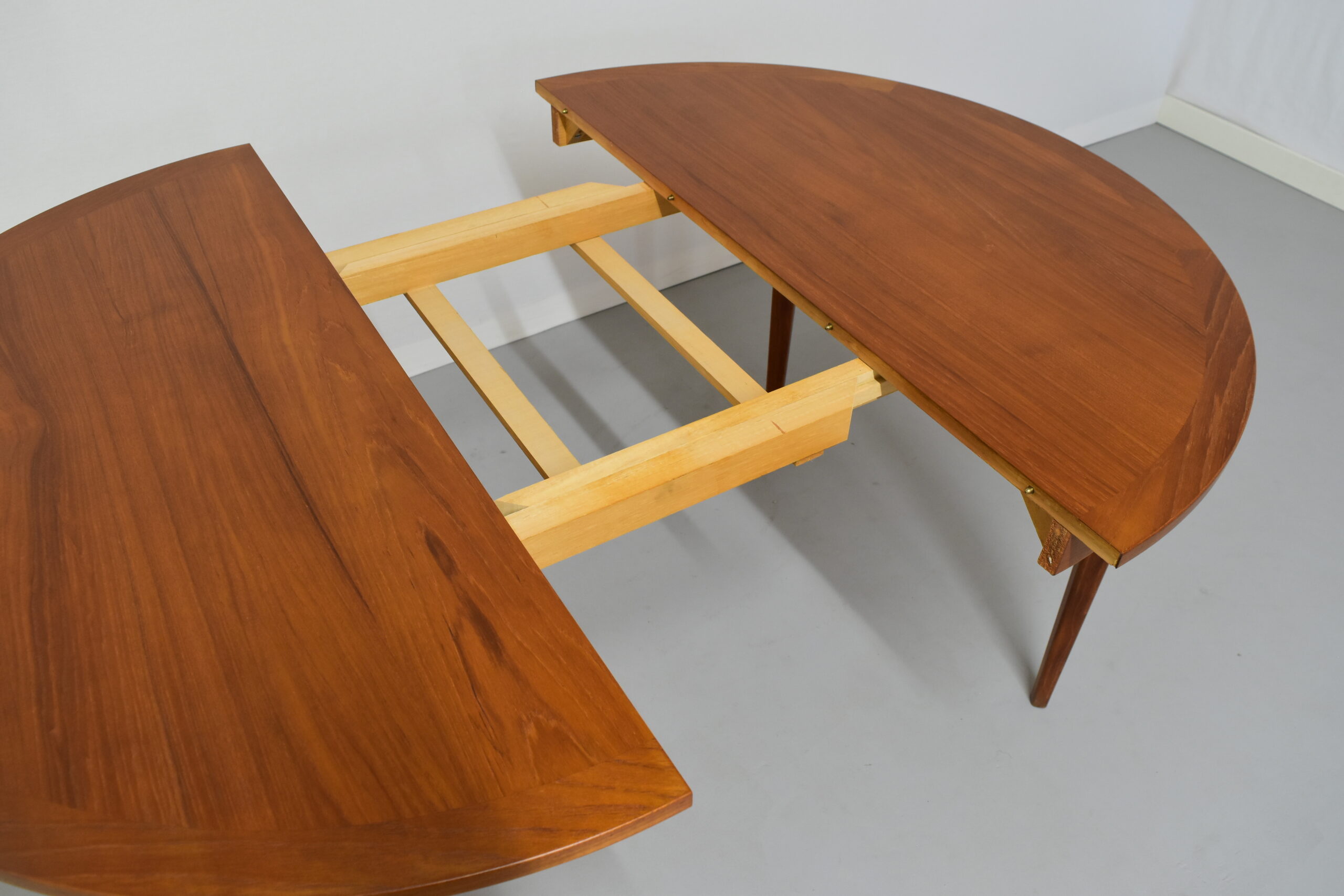 ラウンドテーブル/ダイニングテーブル/エクステンション/チーク - 画像 (9)