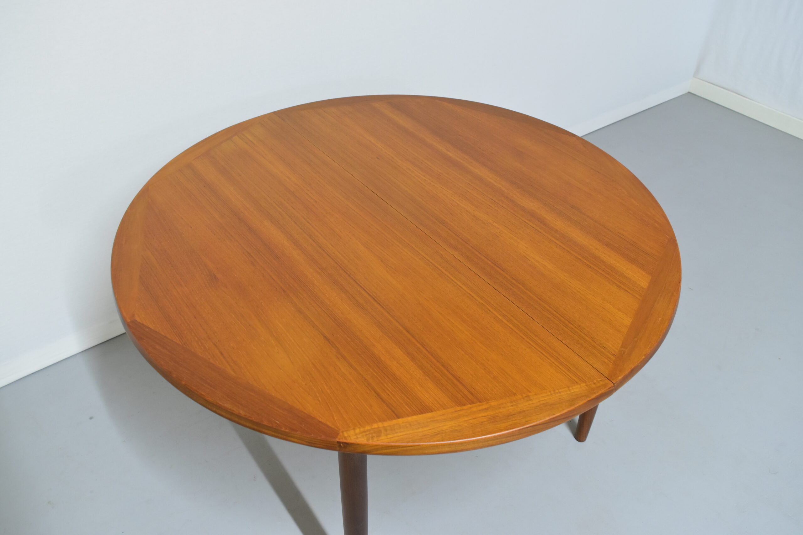 ラウンドテーブル/ダイニングテーブル/エクステンションテーブル/チーク - 画像 (4)