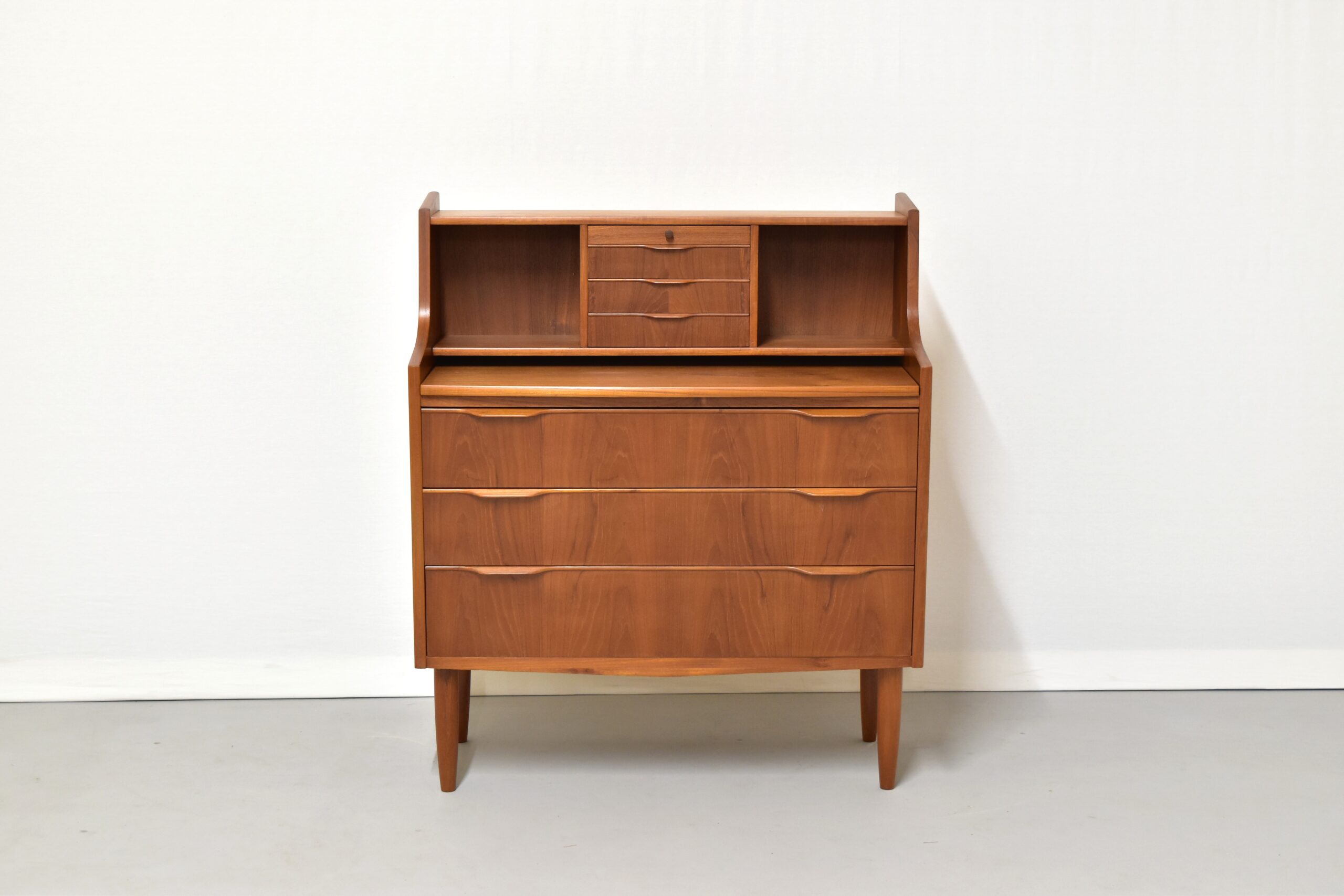 ビューロー/チーク