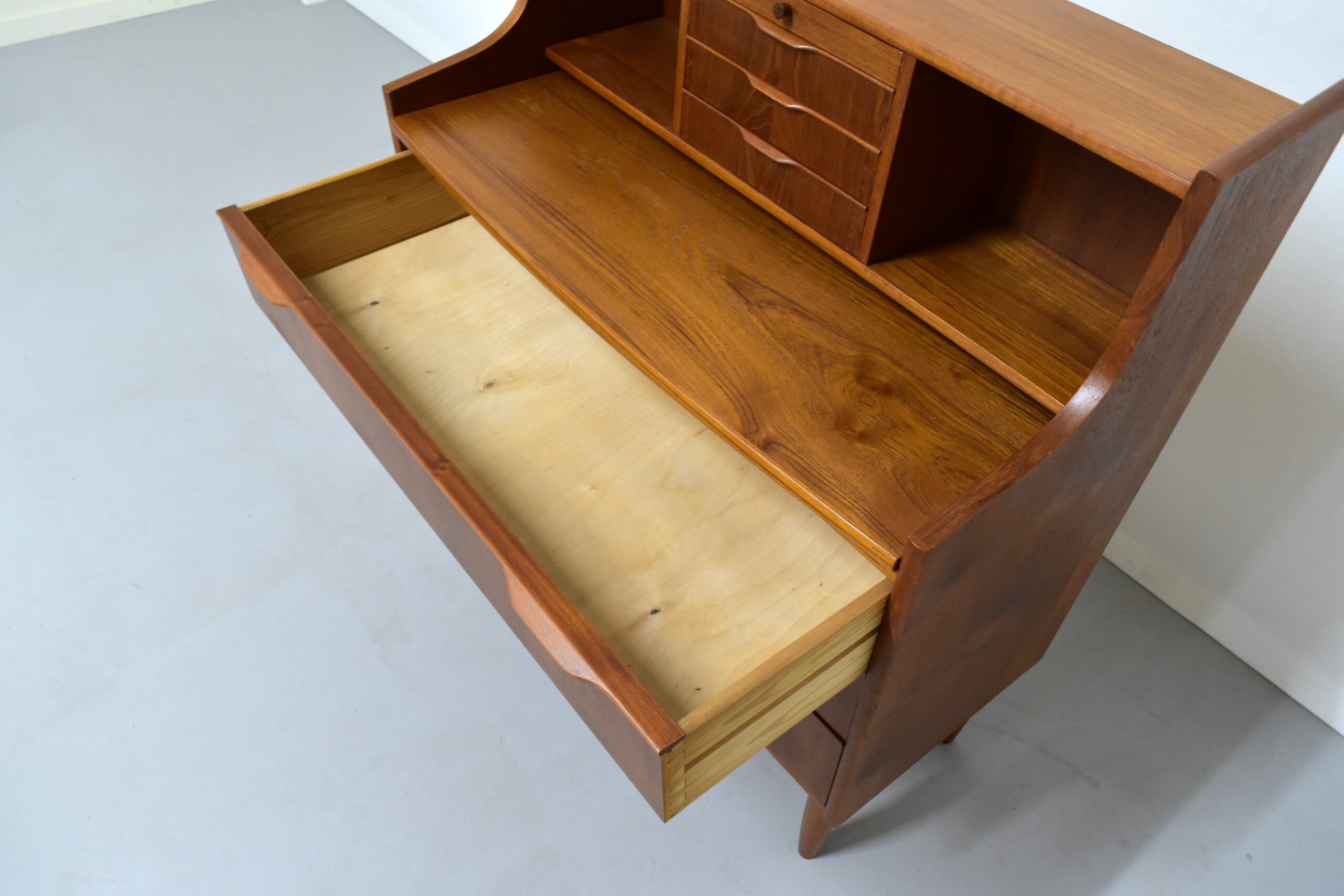 ビューロー/チーク - 画像 (12)