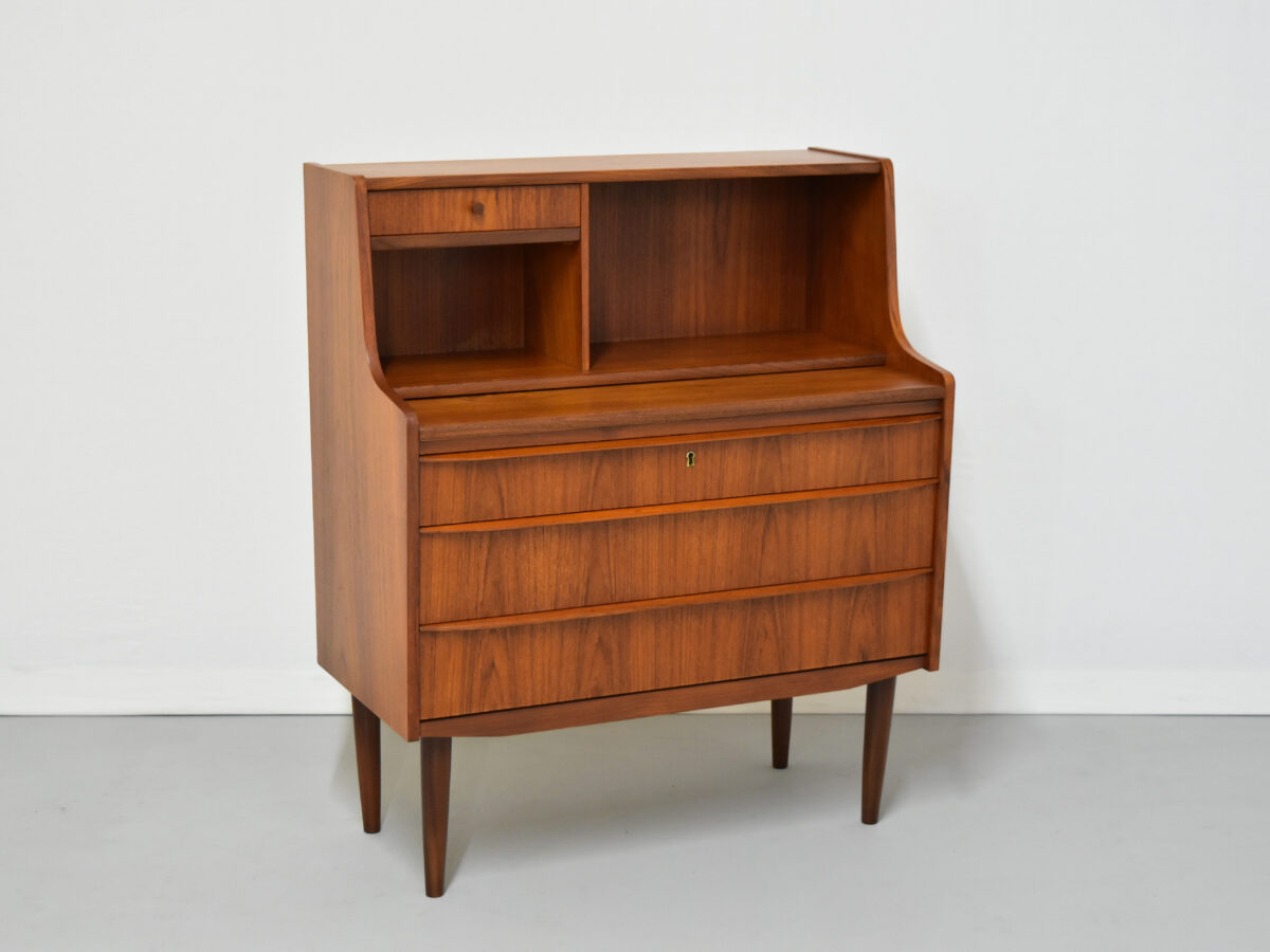 ビューロー/チーク